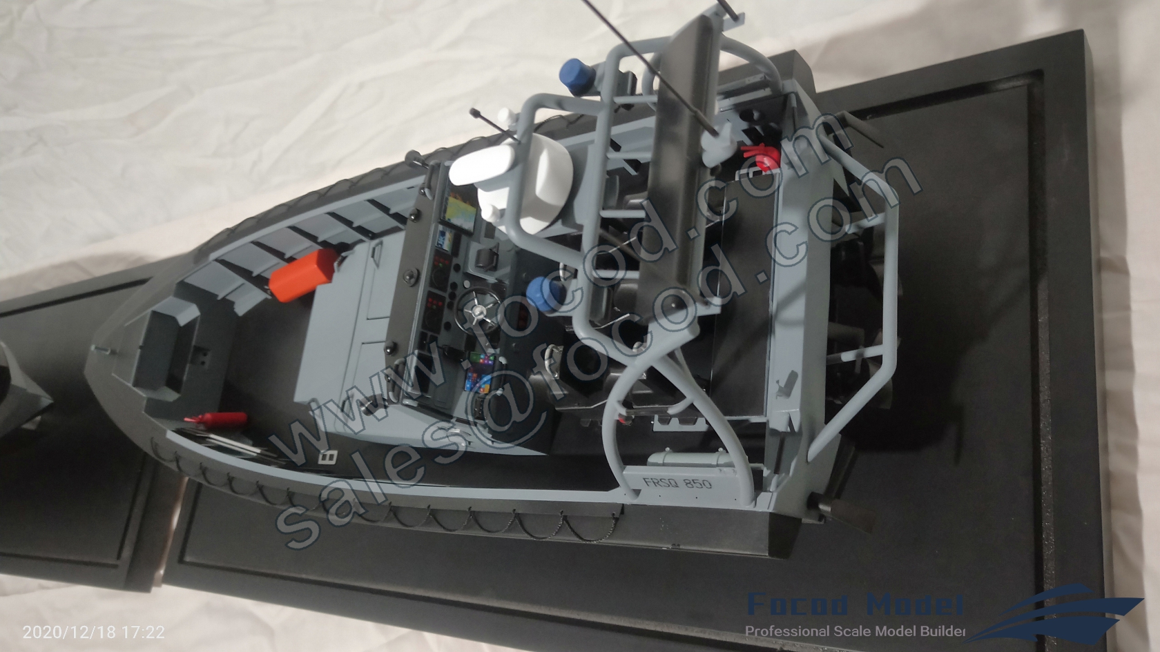 custom made model of 8.5m fast response boat